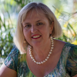 Dr Teresa Towpik